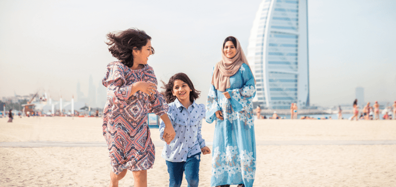 Visitor Experiences and Insights at Jumeirah Beach Dubai