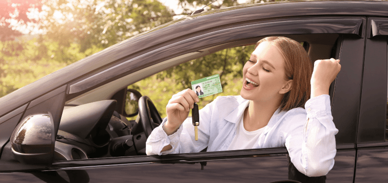  Obtaining a UAE Driving License